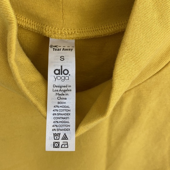 Alo Yoga Mock Neck Tank - Picture 2 of 5